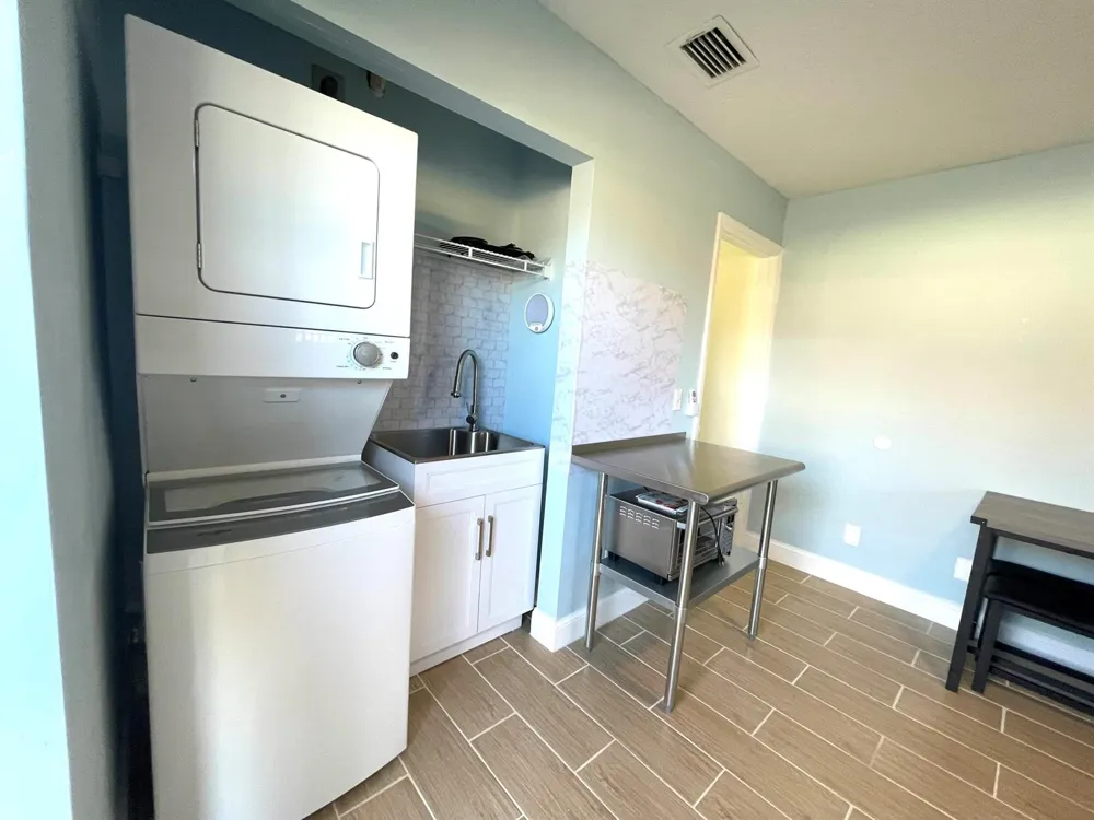 5753 SE MERCEDES AVENUE Stuart, FL 34997