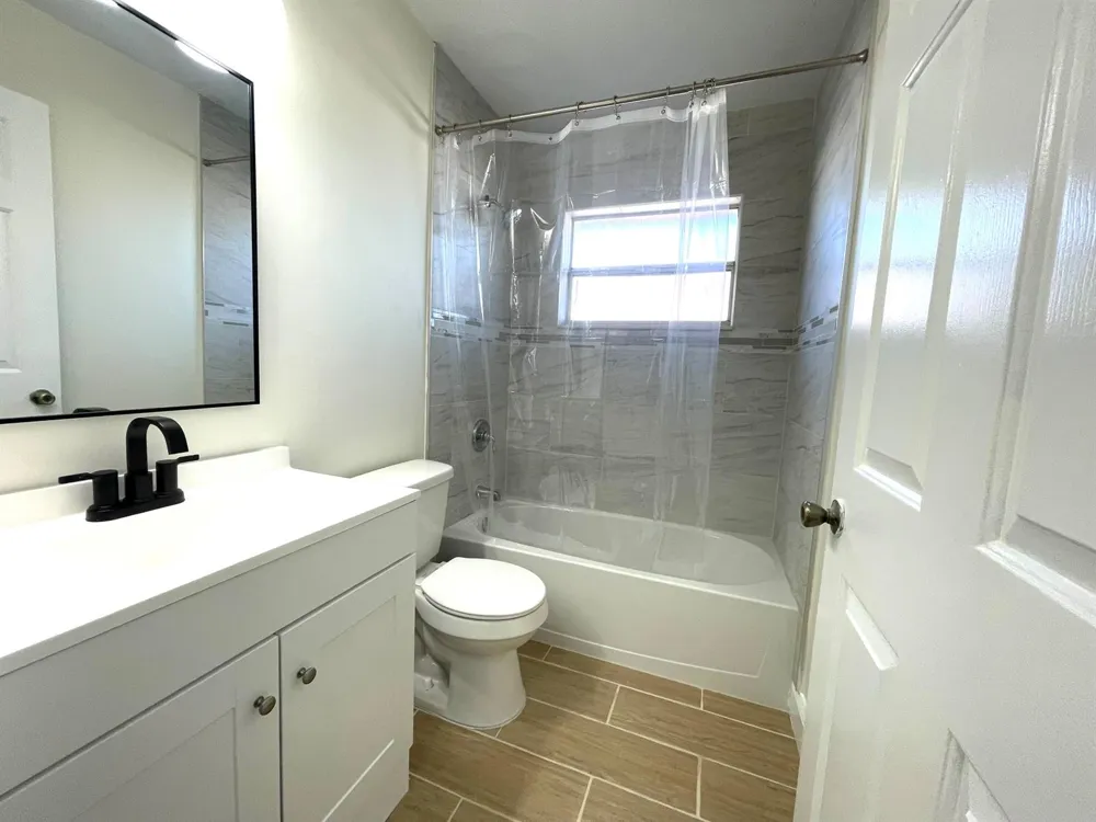 5753 SE MERCEDES AVENUE Stuart, FL 34997