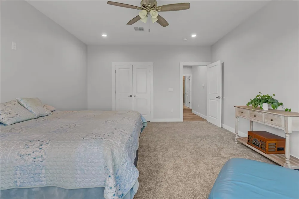 113 E 168th Street S Glenpool, OK 74033
