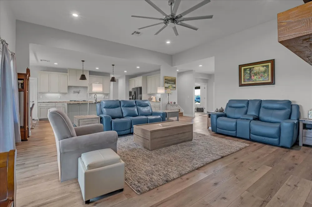 113 E 168th Street S Glenpool, OK 74033