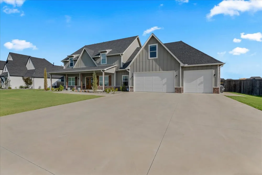 113 E 168th Street S Glenpool, OK 74033