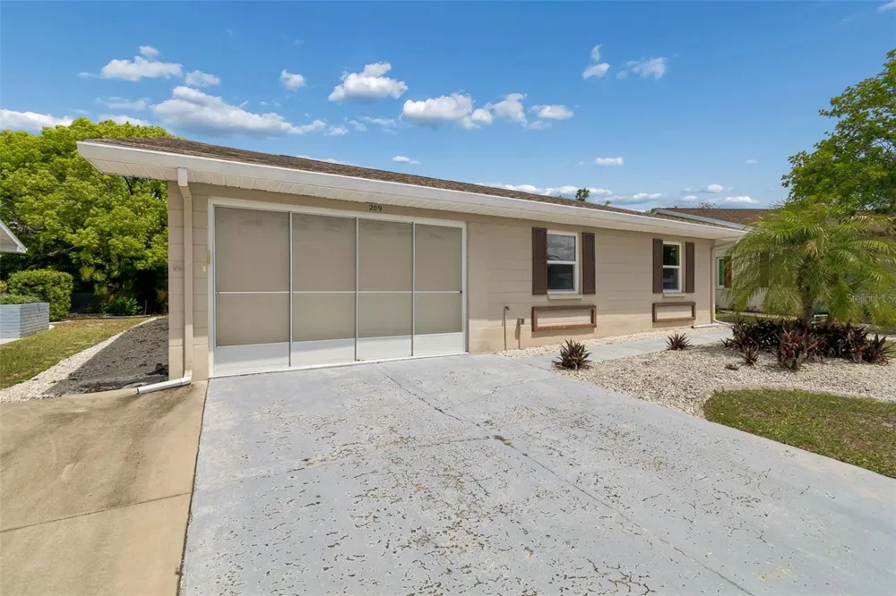 209 GENET COURT Sun City Center, FL 33573
