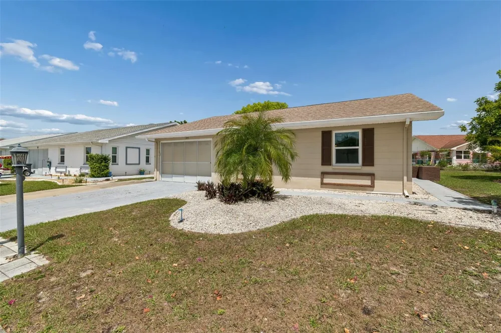 209 GENET COURT Sun City Center, FL 33573