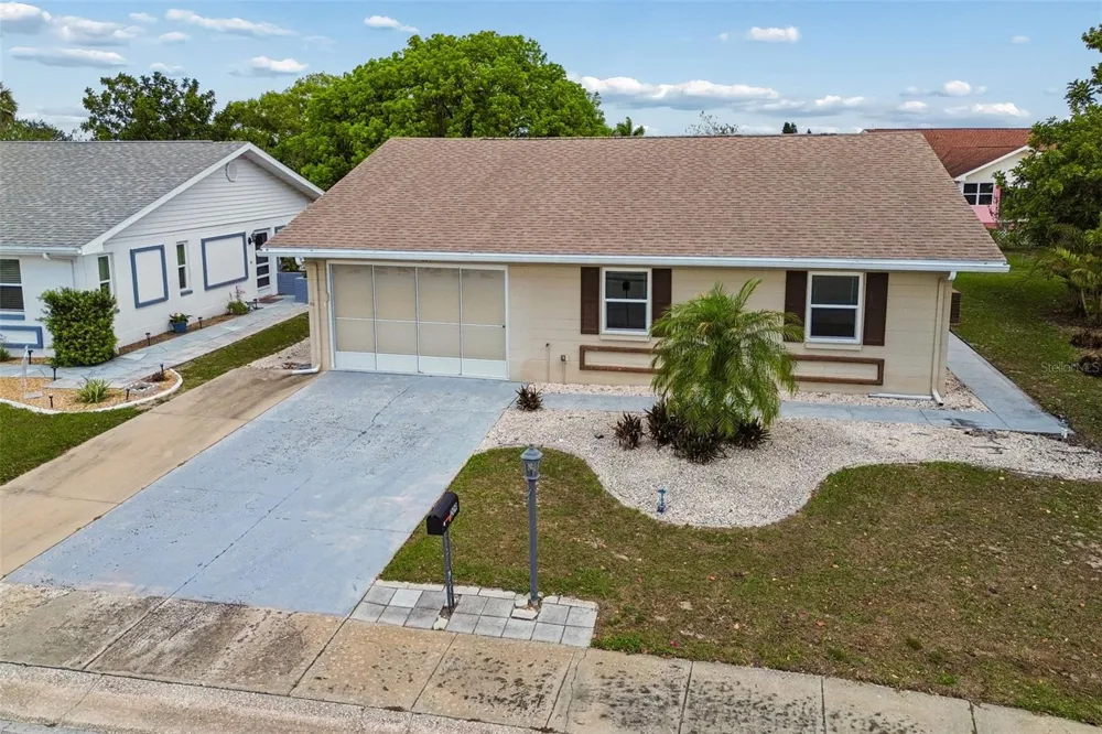 209 GENET COURT Sun City Center, FL 33573