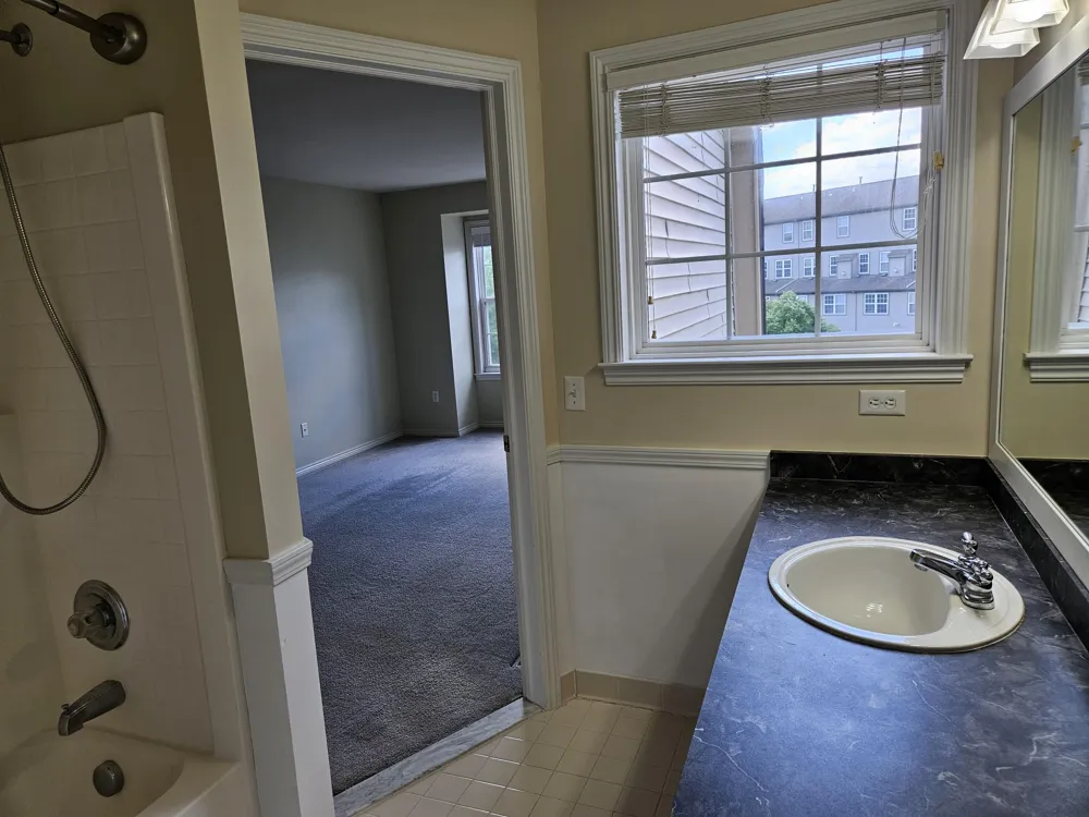 3041 Barclay Way Ann Arbor, MI 48105