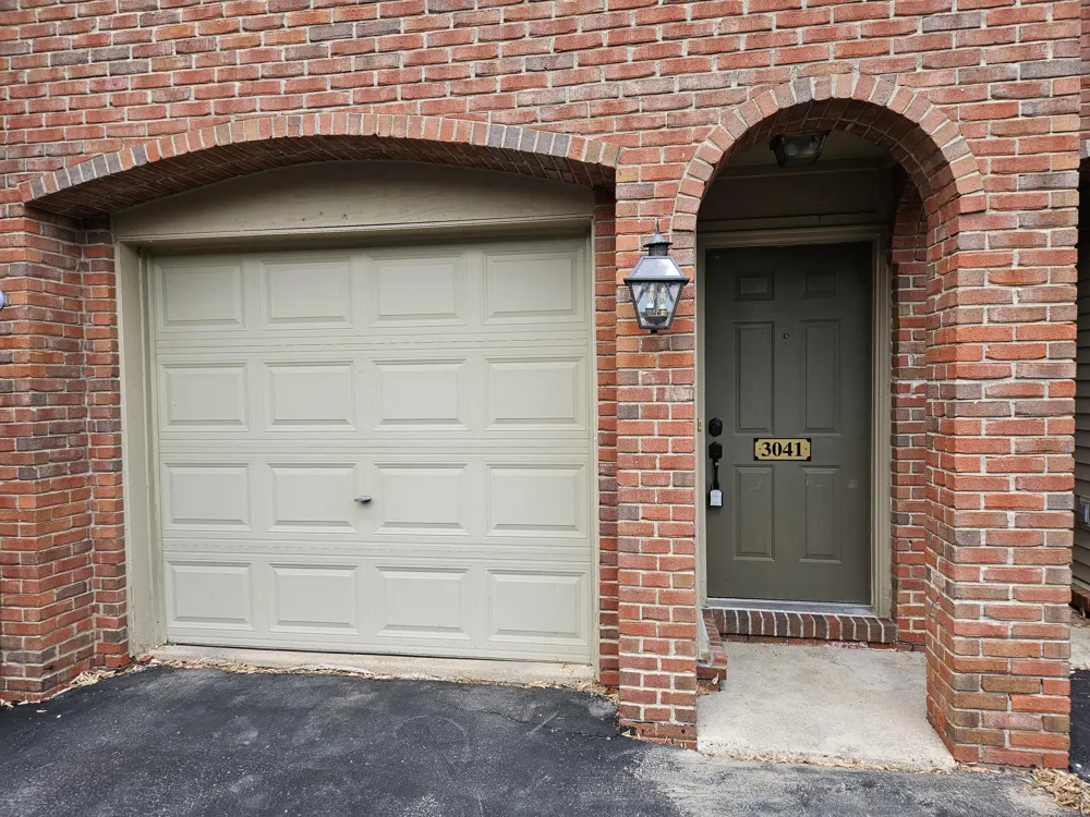 3041 Barclay Way Ann Arbor, MI 48105