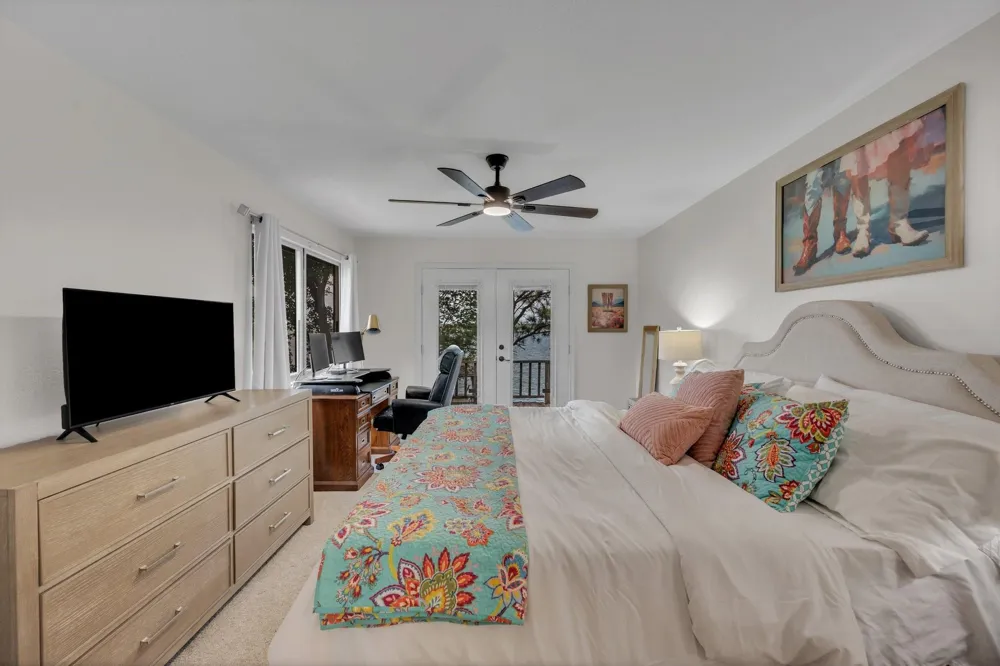22373 La Jolla Court Huntsville, TX 77320