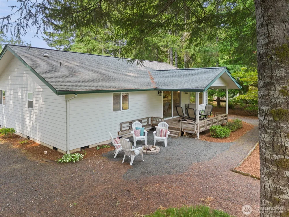 260 Mount Christie Drive Hoodsport, WA 98548