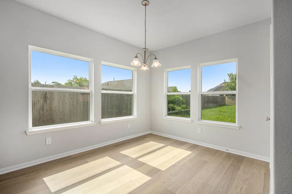 237 Edgewater Drive West Columbia, TX 77486