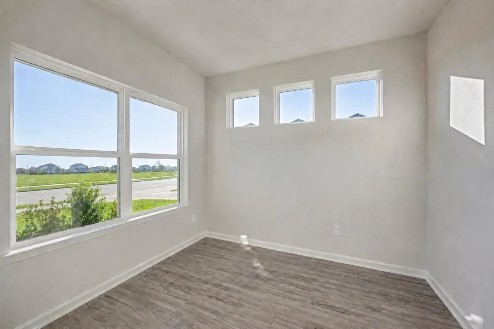 1929 Riverside Circle Dayton, TX 77535