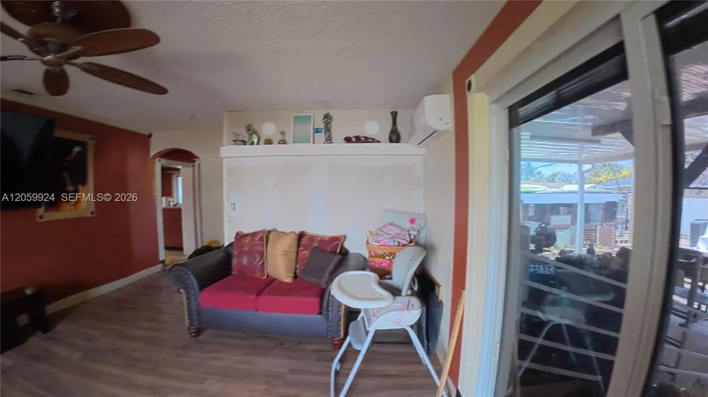 15737 NW 40th Ct Miami Gardens, FL 33054