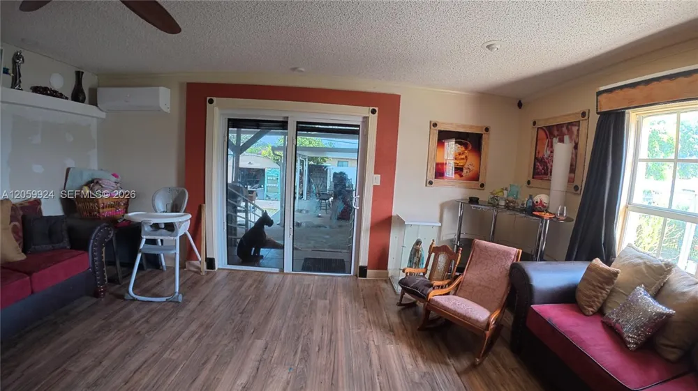 15737 NW 40th Ct Miami Gardens, FL 33054