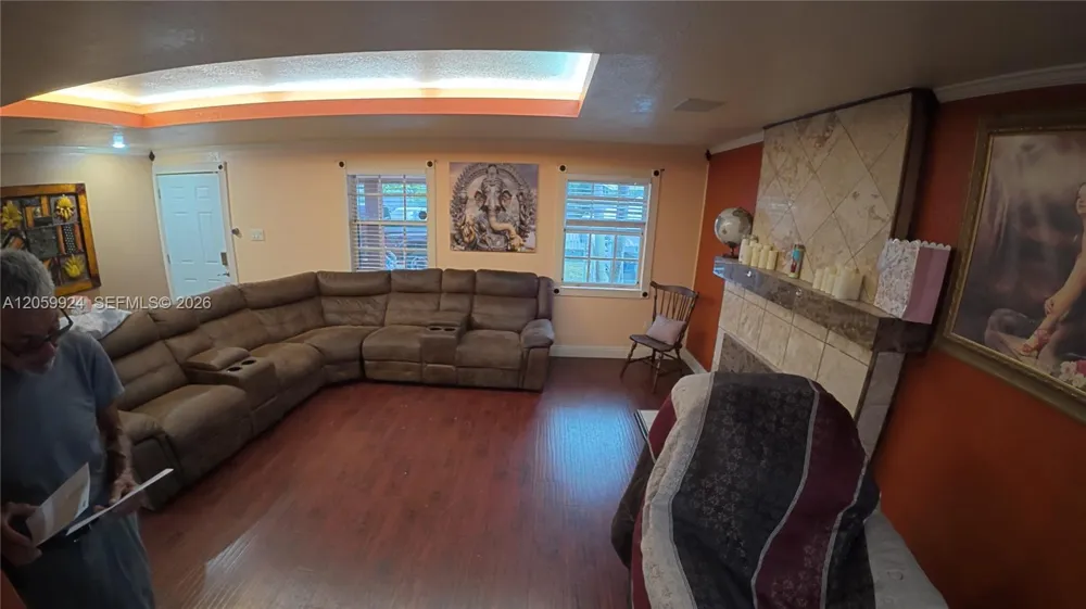 15737 NW 40th Ct Miami Gardens, FL 33054