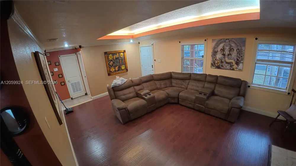 15737 NW 40th Ct Miami Gardens, FL 33054