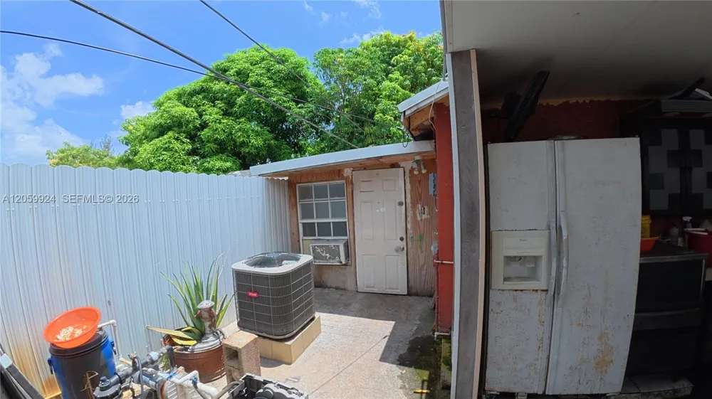 15737 NW 40th Ct Miami Gardens, FL 33054