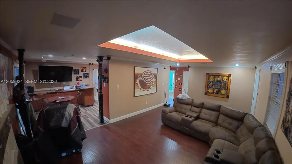 15737 NW 40th Ct Miami Gardens, FL 33054