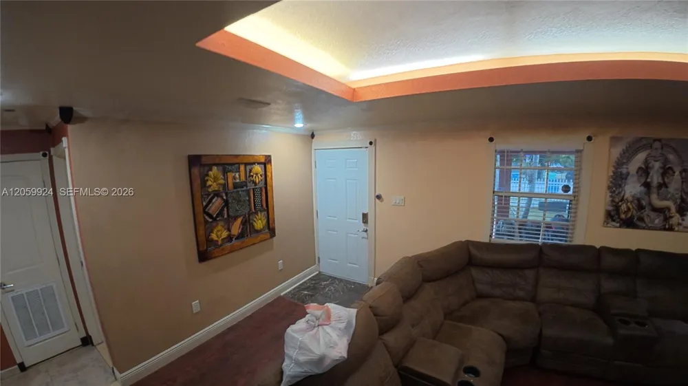 15737 NW 40th Ct Miami Gardens, FL 33054