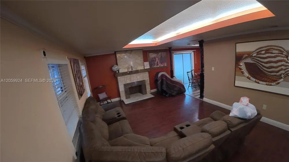 15737 NW 40th Ct Miami Gardens, FL 33054