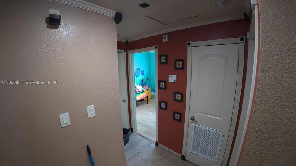 15737 NW 40th Ct Miami Gardens, FL 33054