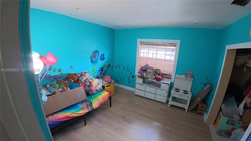 15737 NW 40th Ct Miami Gardens, FL 33054
