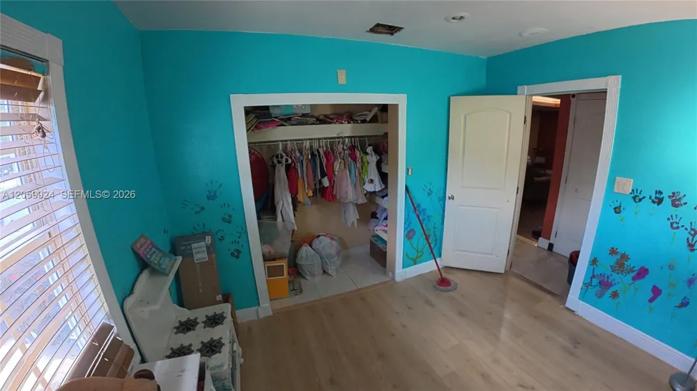 15737 NW 40th Ct Miami Gardens, FL 33054