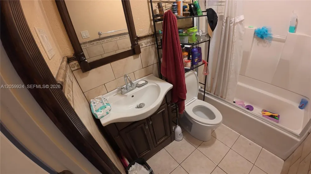 15737 NW 40th Ct Miami Gardens, FL 33054