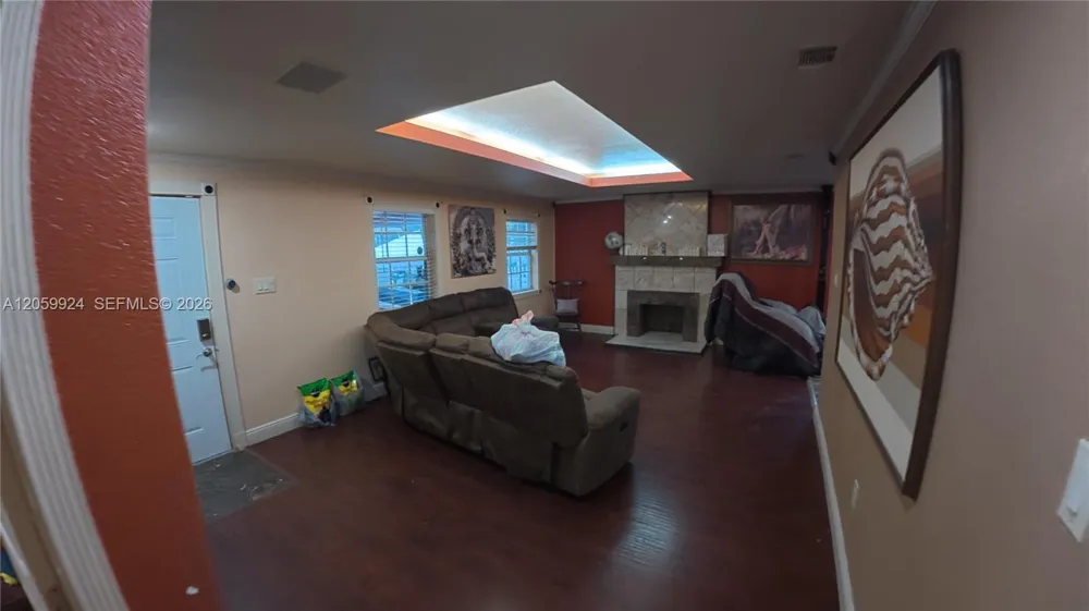 15737 NW 40th Ct Miami Gardens, FL 33054
