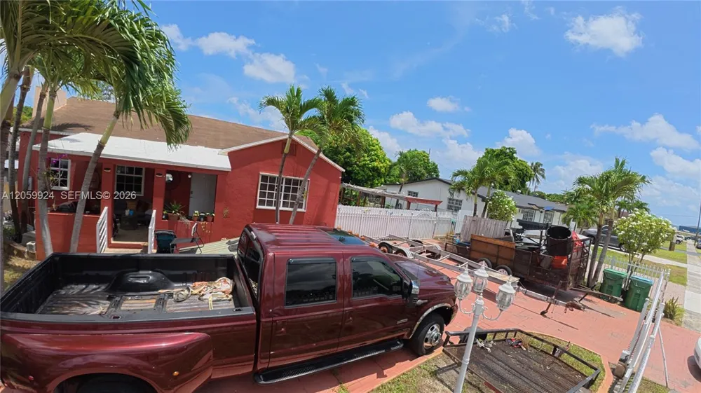 15737 NW 40th Ct Miami Gardens, FL 33054