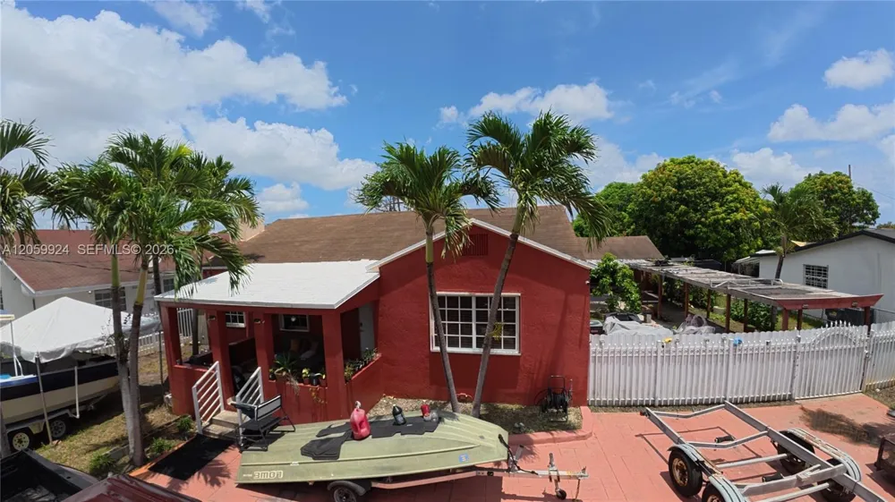 15737 NW 40th Ct Miami Gardens, FL 33054