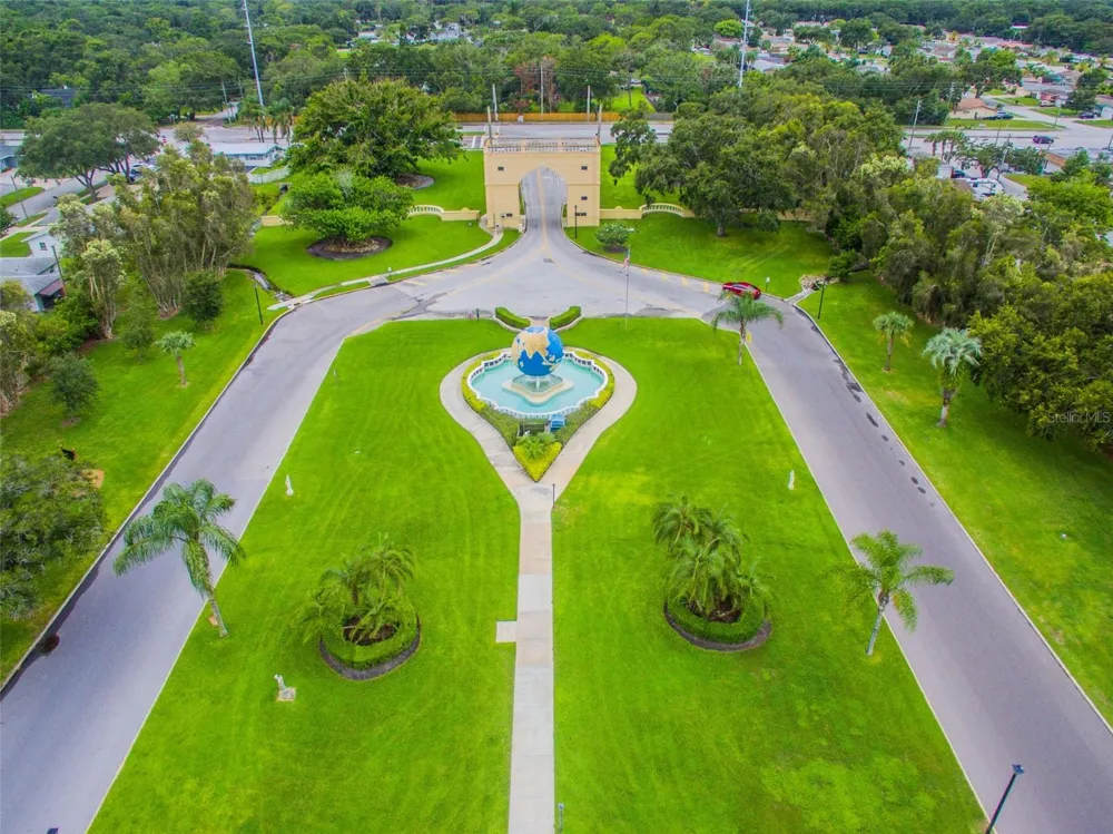 2462 BRAZILIA DRIVE #42 Clearwater, FL 33763