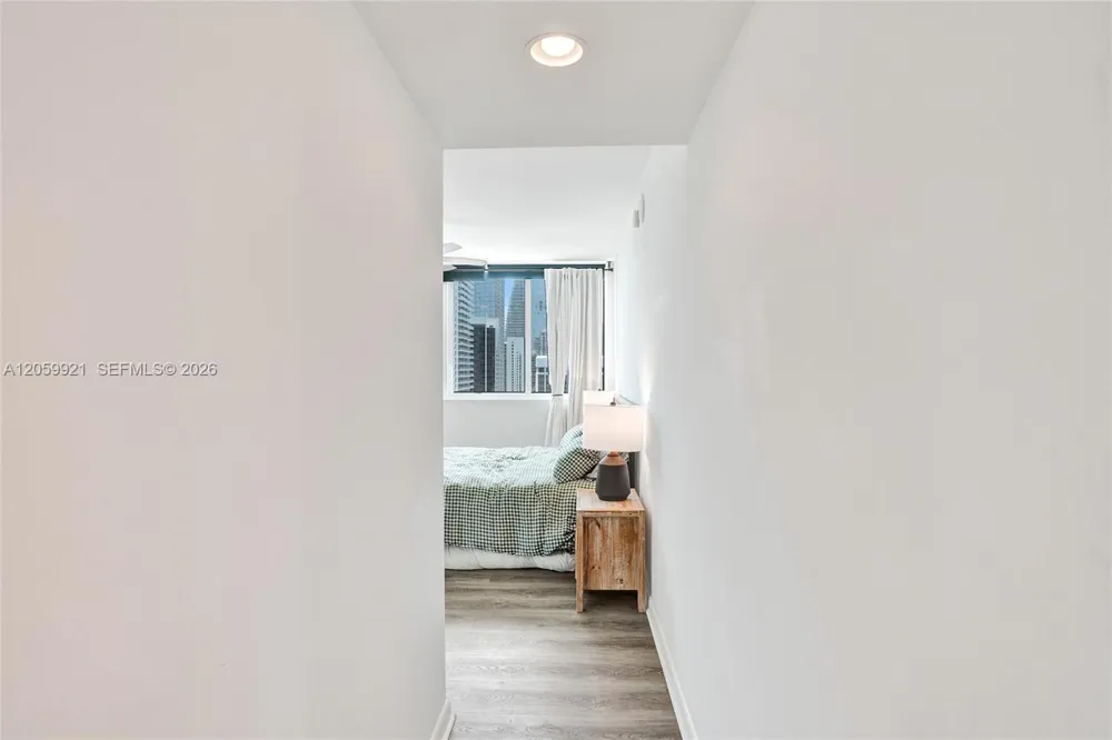 244 Biscayne Blvd #3409 Miami, FL 33132