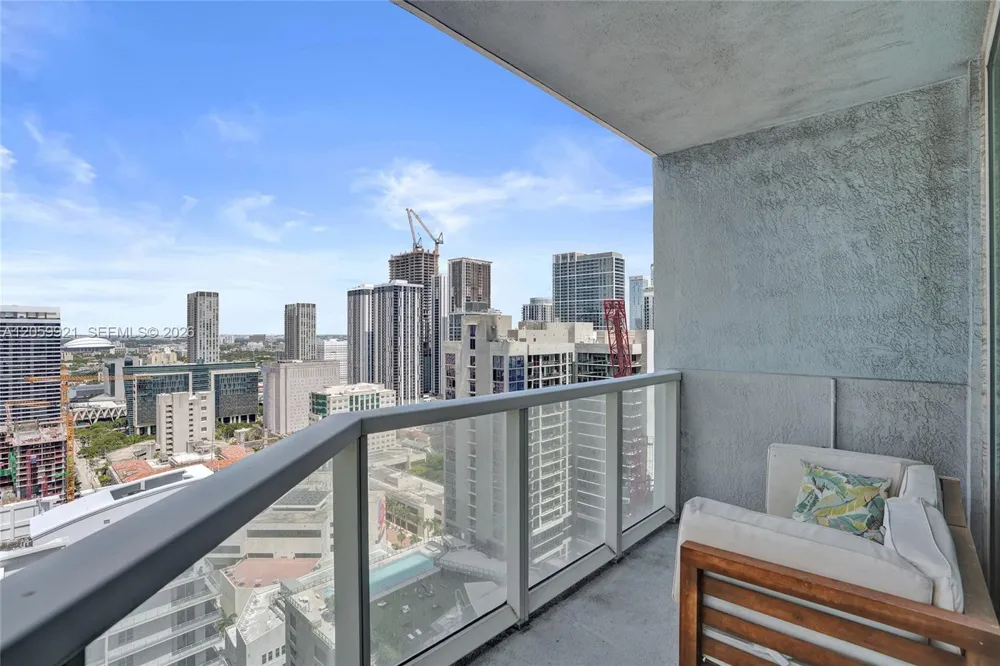 244 Biscayne Blvd #3409 Miami, FL 33132