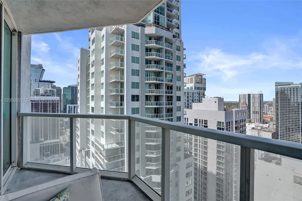 244 Biscayne Blvd #3409 Miami, FL 33132