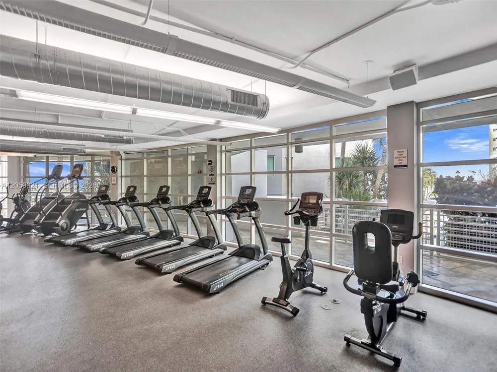 244 Biscayne Blvd #3409 Miami, FL 33132