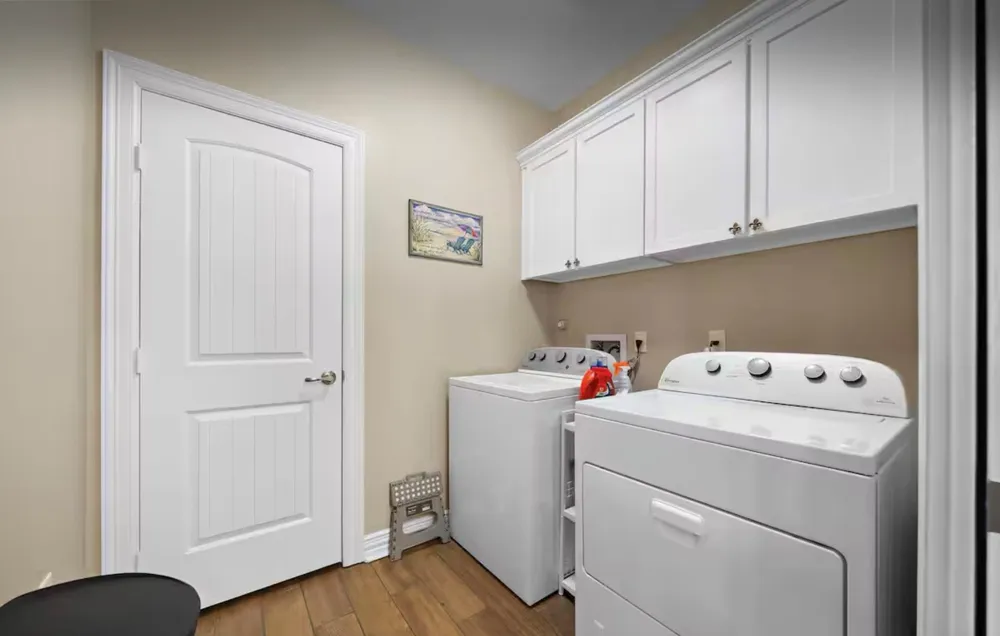 806 Kipp Avenue Kemah, TX 77565