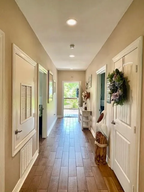 806 Kipp Avenue Kemah, TX 77565