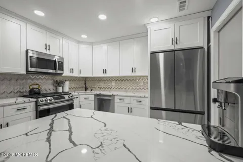 701 Zlotkin Circle #2
