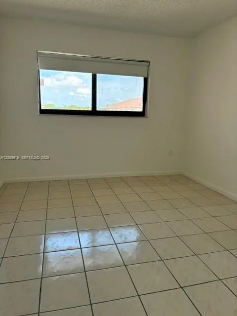 1121 SW 105th Ave #308 Miami, FL 33174