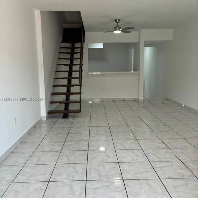 1121 SW 105th Ave #308 Miami, FL 33174