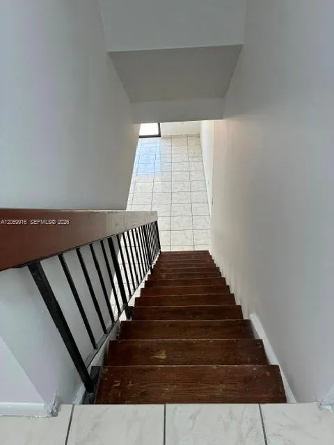 1121 SW 105th Ave #308 Miami, FL 33174