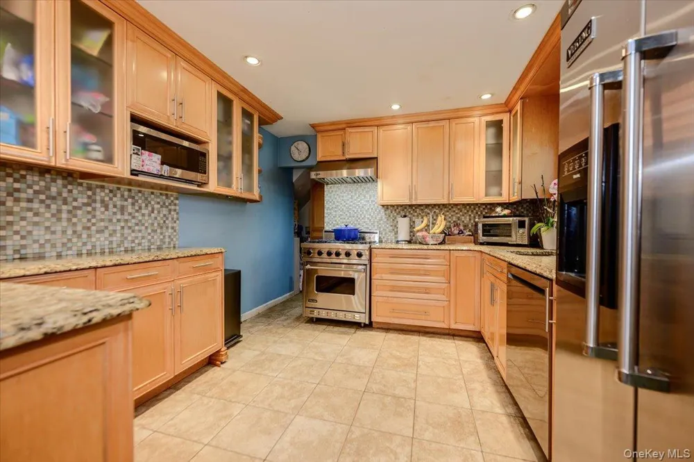 1497 Park Street Atlantic Beach, NY 11509