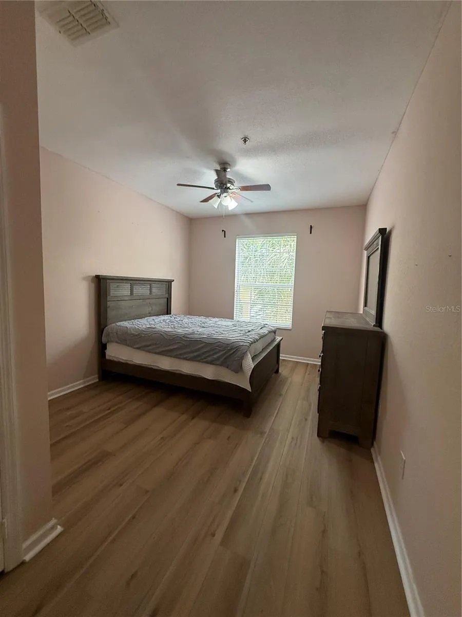 6214 STEVENSON DRIVE #305 Orlando, FL 32835