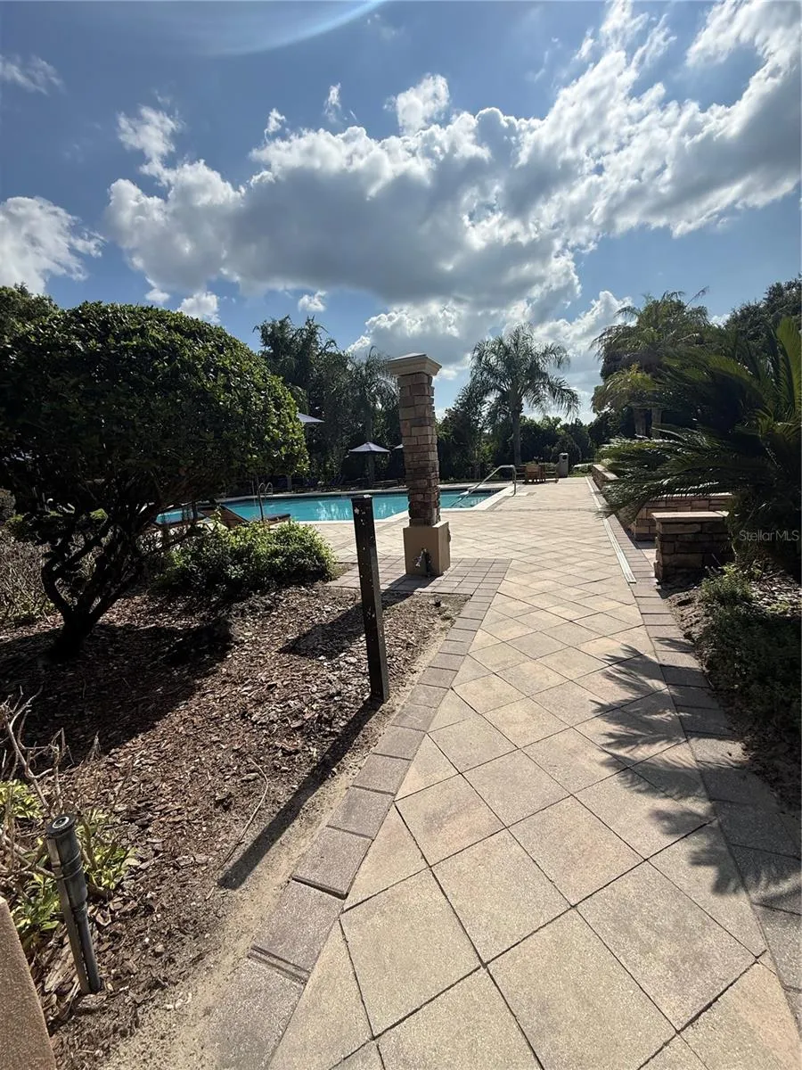 6214 STEVENSON DRIVE #305 Orlando, FL 32835