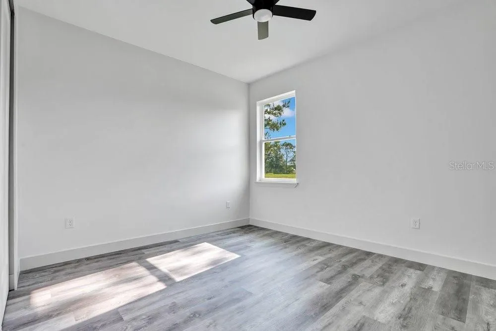 551 DOWLING CIRCLE Lady Lake, FL 32159
