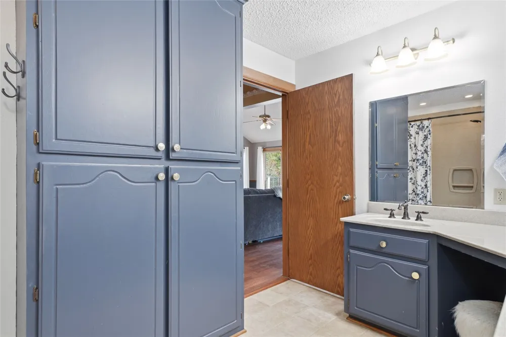 8230 S 129th WestAvenue Sapulpa, OK 74066