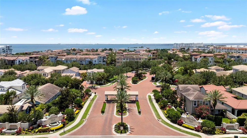 6039 PRINTERY STREET #106 Tampa, FL 33616