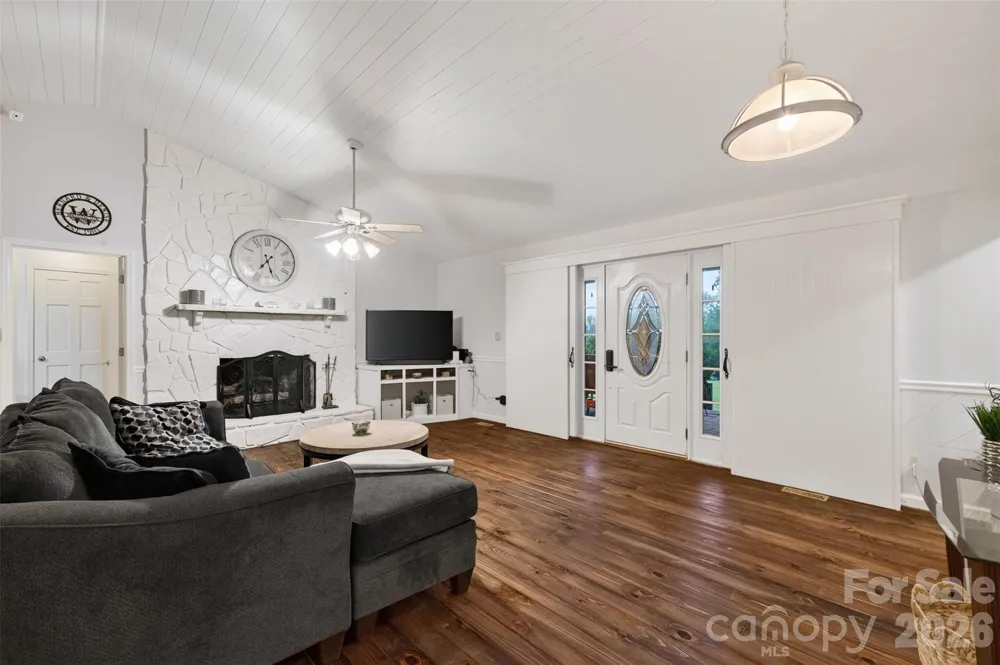 1117 Cedar Creek Drive Morganton, NC 28655