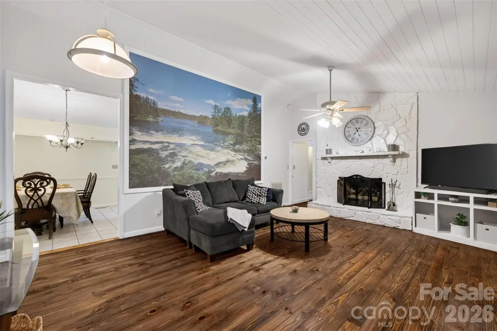 1117 Cedar Creek Drive Morganton, NC 28655