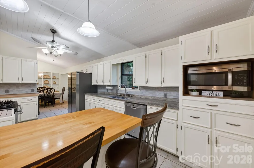 1117 Cedar Creek Drive Morganton, NC 28655