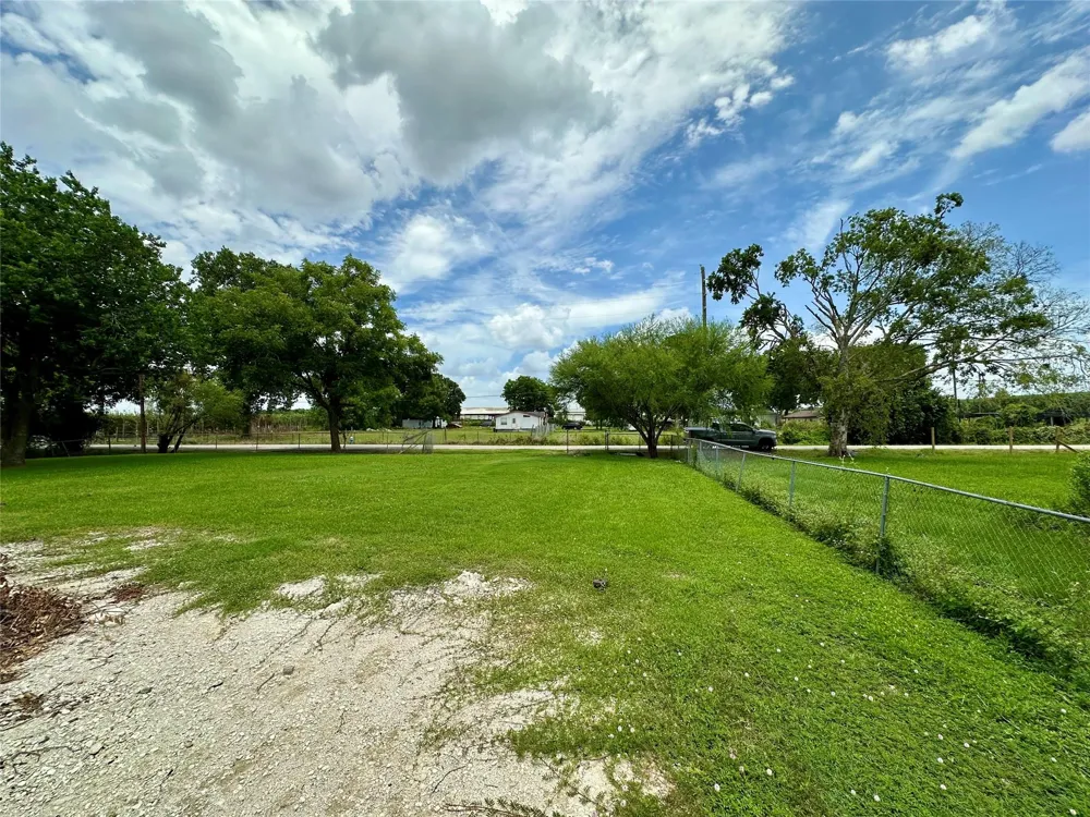 16020 Sam Brookins Street Sugar Land, TX 77498